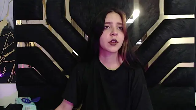 amberblackcs01 online show from May 30, 12:08 am