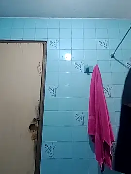 YilingAndAlan online show from April 17, 1:40 am