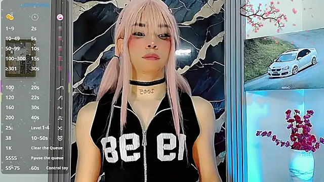 moon sweet- online show from April 25, 3:42 am