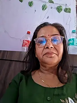 Shalini3456 online show from April 17, 11:01 am