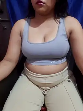 SmileGirll online show from April 23, 7:16 pm