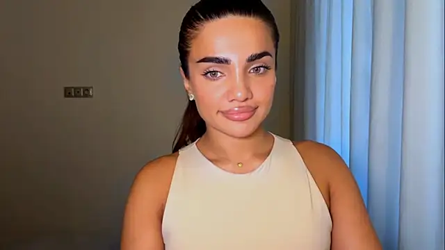 MelindaReny online show from April 21, 2:02 pm