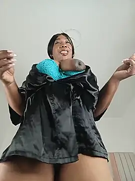 MadameEbony online show from June 30, 11:53 am