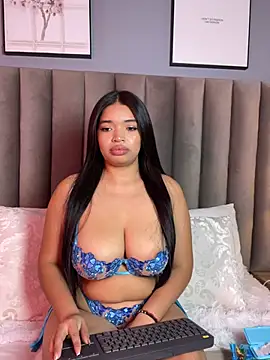 LilyFoox online show from May 29, 1:42 pm