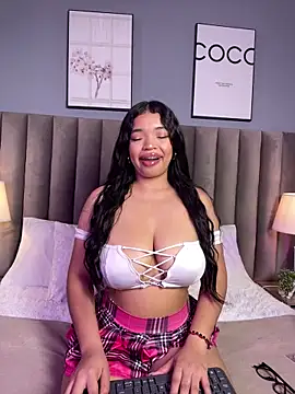 LilyFoox online show from May 27, 1:19 pm