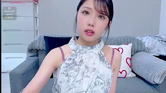 Minamina2 online show from May 30, 6:11 am