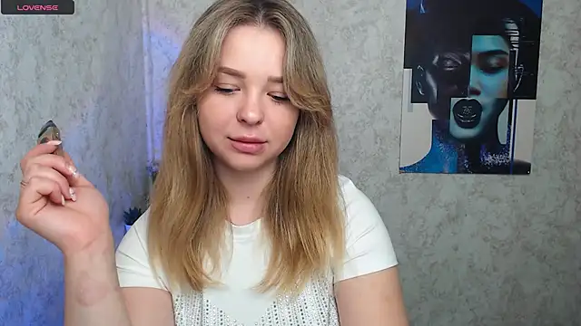NicoleAura online show from May 28, 8:23 am