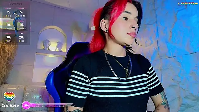 Moon Red r online show from July 1, 7:57 pm