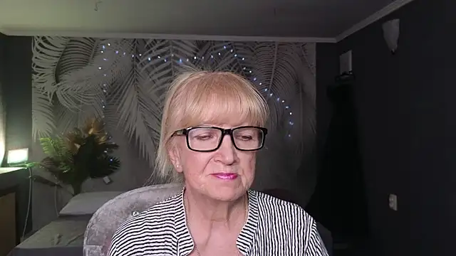 Dr Mireille online show from May 20, 8:00 am