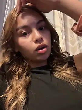 MaelyClaire online show from April 20, 1:41 am