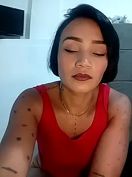 AteneaLogan online show from April 20, 6:55 pm