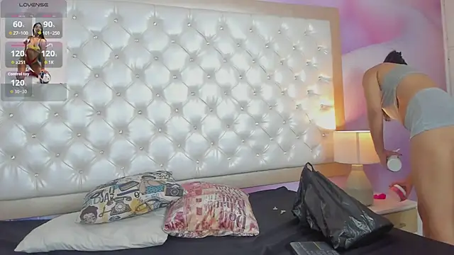 scarleettdoll online show from July 3, 3:23 am