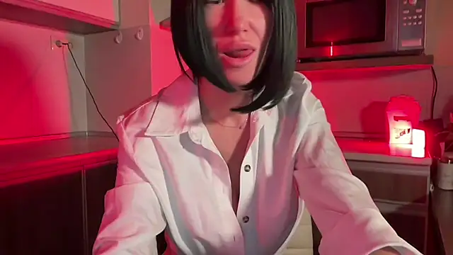 Goddess Tati online show from May 3, 9:29 pm