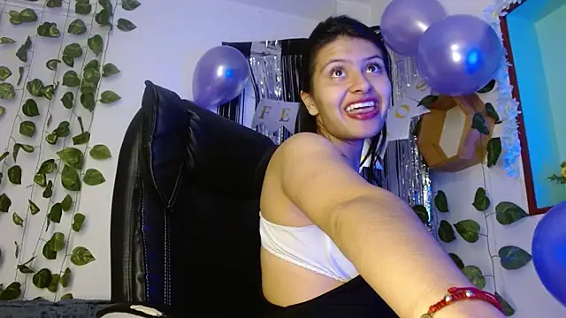 Jennal-Guerrero online show from June 4, 12:05 am