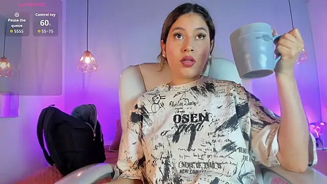 Alessia blaze online show from May 5, 5:10 am