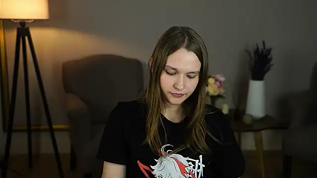 ErnaAmerica online show from April 22, 2:14 pm