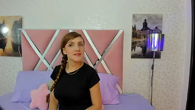 Nicoll 89 online show from May 21, 12:36 pm