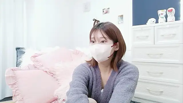 Neko o33 online show from May 1, 6:16 am