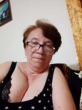 KetQueen101 online show from June 4, 8:13 pm