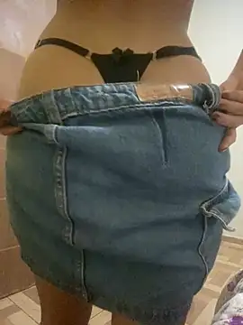 paulinha20230 online show from April 26, 7:33 pm