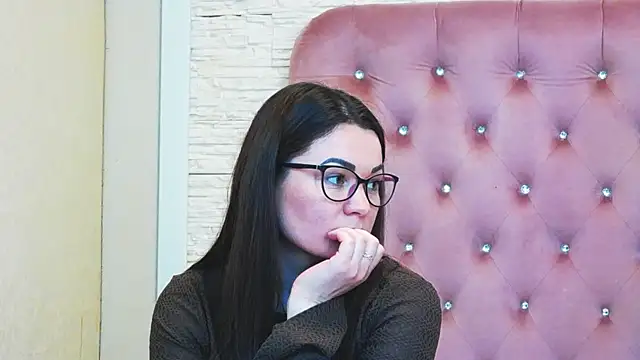 EvaKarrera online show from April 27, 7:16 am