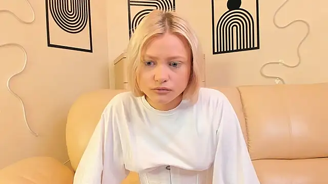 MidnightPoise online show from June 23, 5:16 am