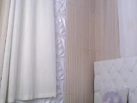 twerkitlike twinkle online show from July 25, 7:04 am