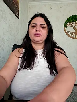 -CUTE-EVVIL- online show from May 8, 5:54 am
