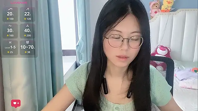 Luna-666 online show from May 14, 12:16 am