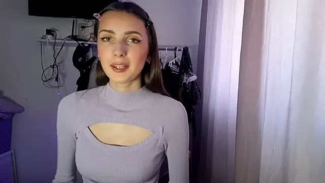 MiaNoir  online show from April 30, 9:25 am