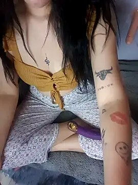 Bad bish21 online show from May 21, 2:15 pm