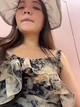 xiaochengzi505 online show from May 29, 2:09 am
