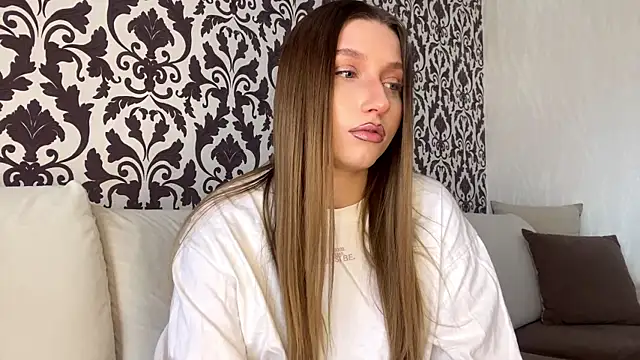 Akyo alfew online show from April 28, 1:59 pm