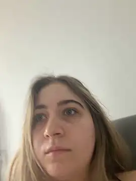 Taylormillie471 online show from May 3, 9:01 am