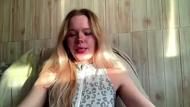 Malinwitch online show from June 10, 3:33 pm