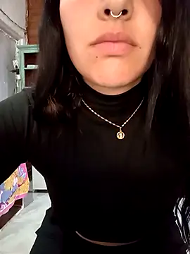 paula2422 online show from April 30, 6:35 pm