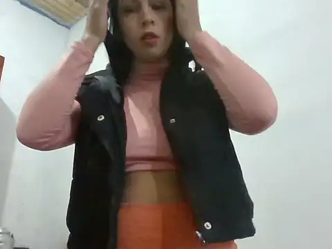 pamelaamorette online show from June 16, 11:55 am