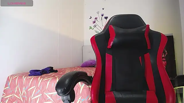 skarlett online show from June 11, 12:32 am