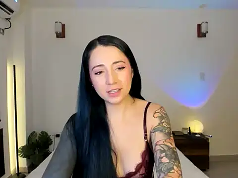 EvangelineLoveee online show from June 19, 6:22 pm