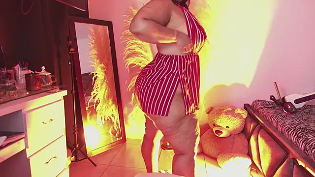 Martina Foxy01 online show from May 29, 12:03 pm