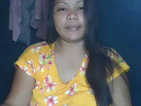 MommyKaye30 online show from June 12, 7:00 pm