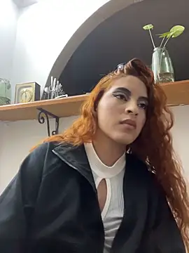 DarkVelvetBlushed online show from May 2, 5:55 am