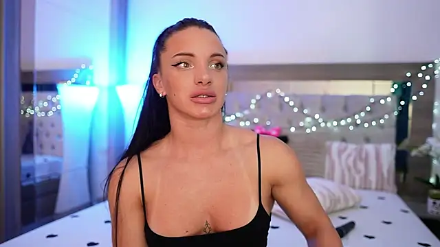 XandraBae online show from June 11, 12:32 am