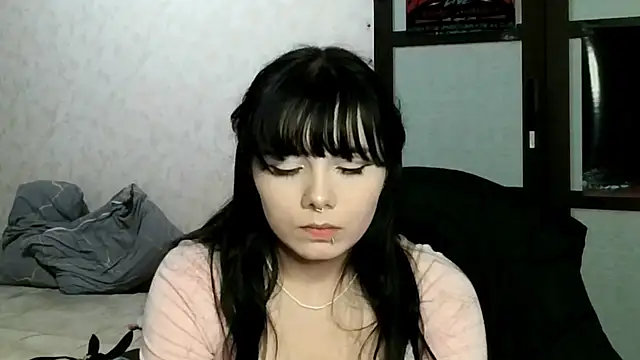 gothicq online show from June 27, 9:43 pm