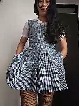 L0lita Emi12 online show from July 4, 7:21 pm