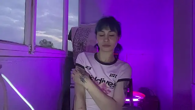 SuccubKira online show from June 9, 1:38 am
