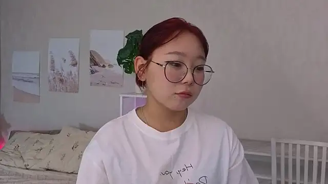 RickiWeihe online show from May 12, 9:06 am