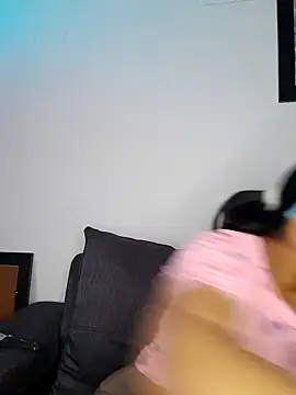 mell0102 online show from June 16, 1:45 pm