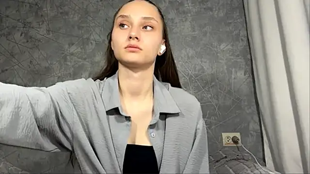 sweet-baby09 online show from May 6, 10:25 pm