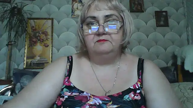 MarinaFarina53 online show from June 21, 1:15 pm